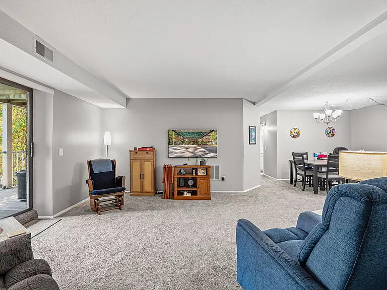 Westgate Residential Suites — Photo 81
