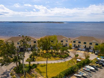 418 E Beach Dr, Panama City, FL, 32401