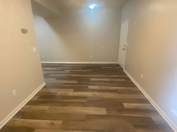 4th image of 1257 Louisville St #67