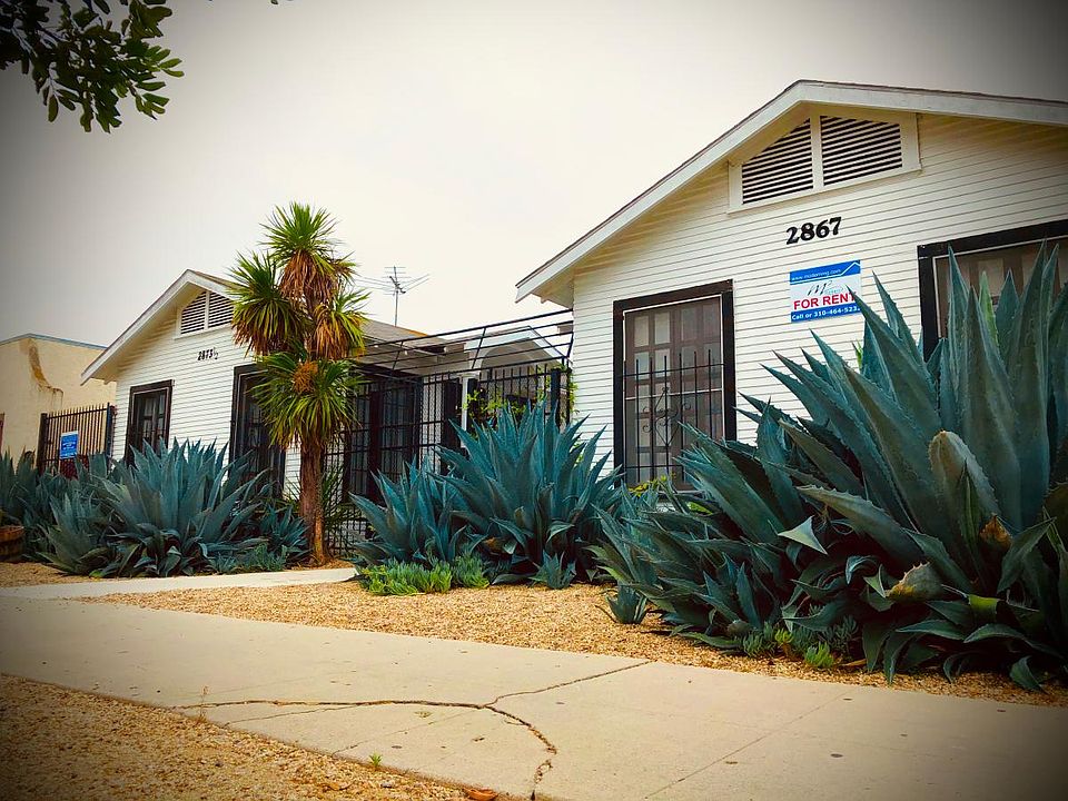 1st image of 2867 Edgehill Dr Unit 2871