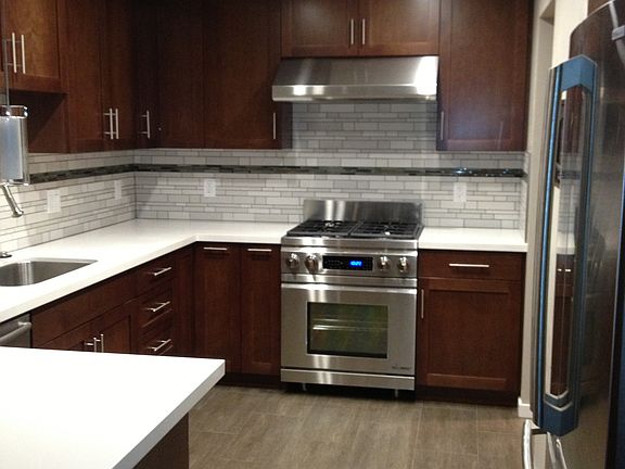 2nd image of 160 Los Palmos Dr