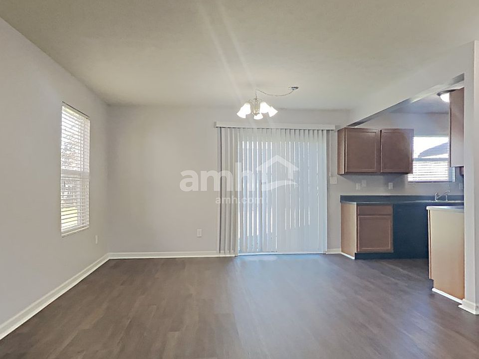 8111 Retreat Ln, Indianapolis, IN 46259 Zillow