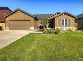 2793 SW 50th St, Redmond, OR 97756