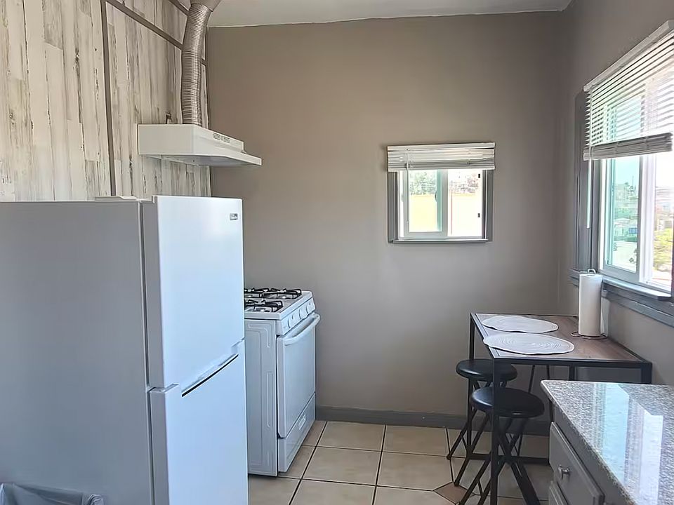 1st image of 4116 City Terrace Dr APT 4