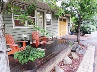 1227 Eugene St, Hood River, OR 97031
