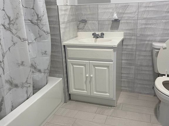 4th image of 2973 Ocean Pkwy #4A