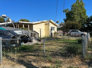 1064 S Wright Rd, Santa Rosa, CA 95407