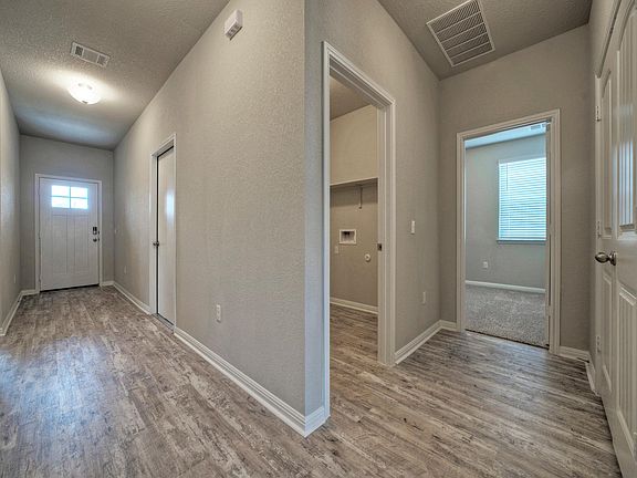 4th image of 573 Blue Sage Dr