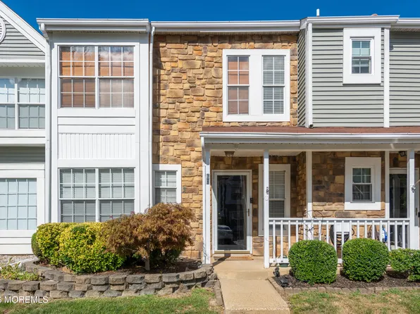 60 Horseshoe Court, Tinton Falls, NJ 07753