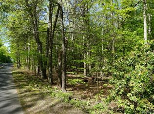 448 Deercliff Rd, Avon, CT 06001