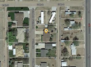 904 S Trindle St, Hugoton, KS 67951