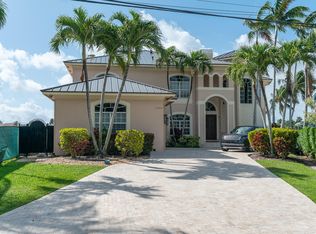 2500 SE 7th Dr, Pompano Beach, FL 33062