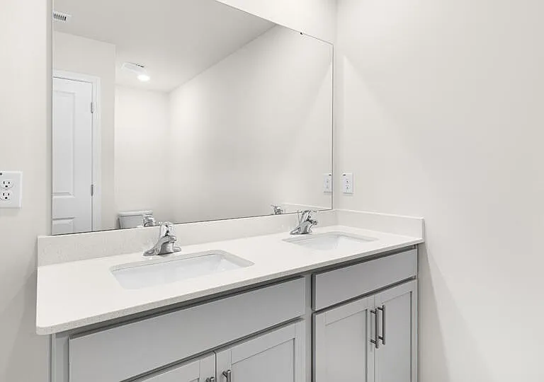 128 Starlight St — Photo 6