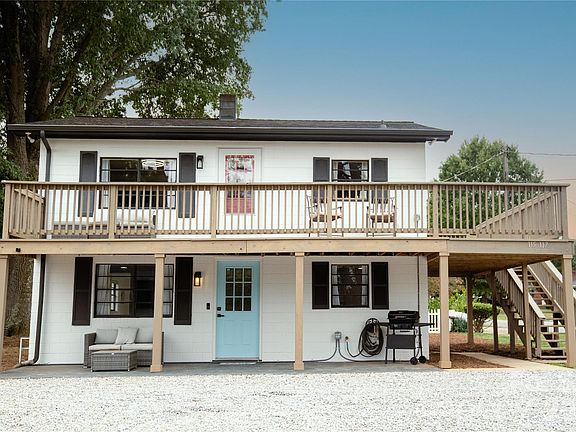 3rd image of 115/117 Bowfin Cir