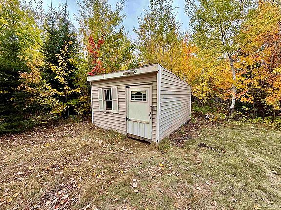 4th image of 3266 W County Rd #565