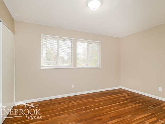 5th image of 11036 Ebert Dr