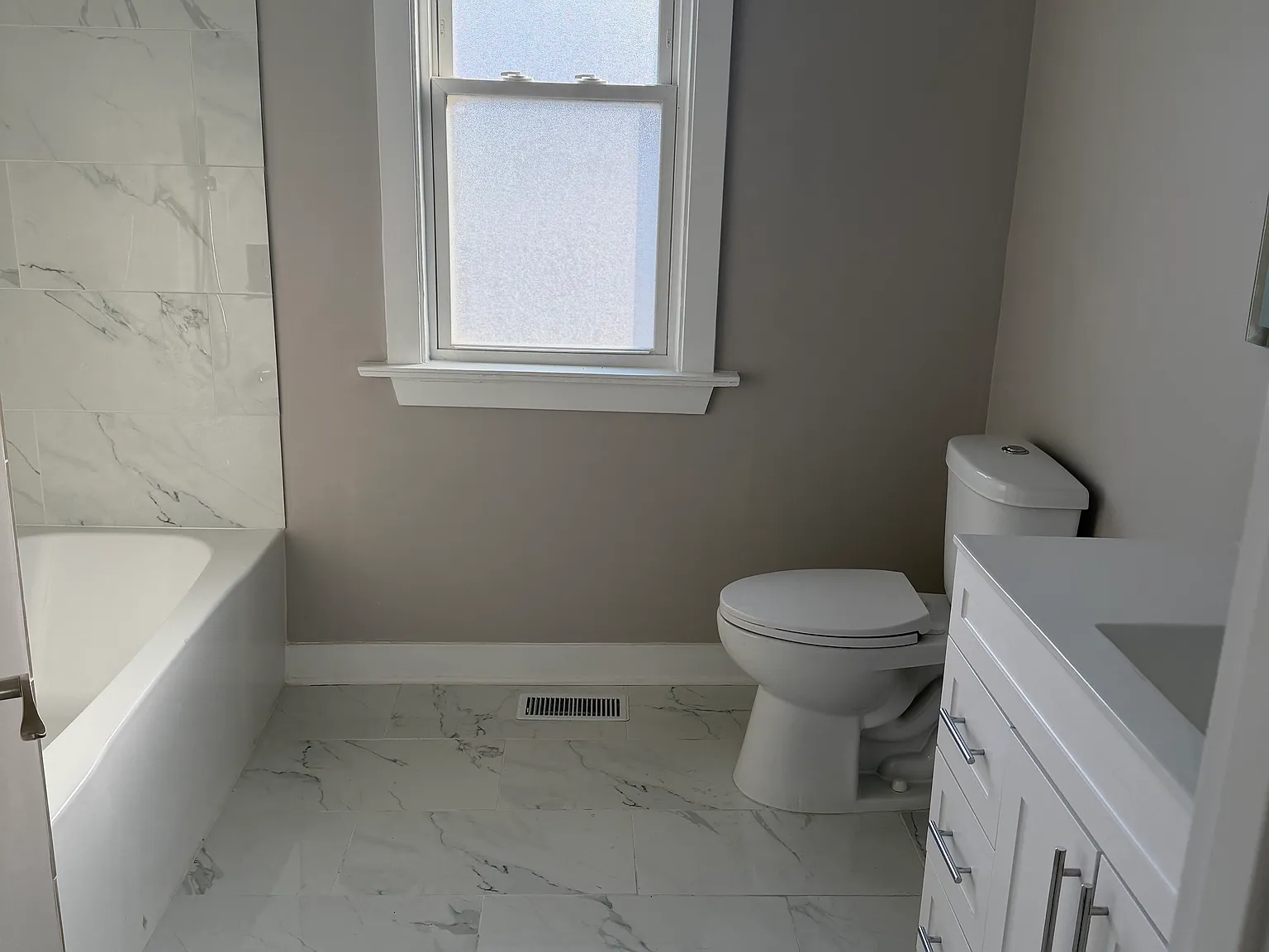 1509 Saint Charles Rd — Photo 4