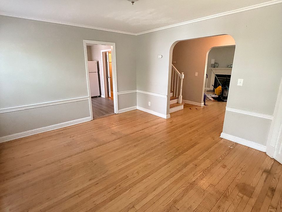 1st image of 75 Stimson Rd