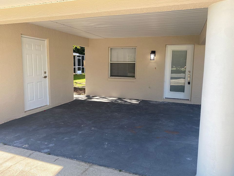 1st image of 5 Eton Ln #A