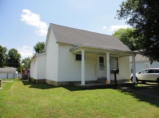 308 N 10th St, Herrin, IL 62948