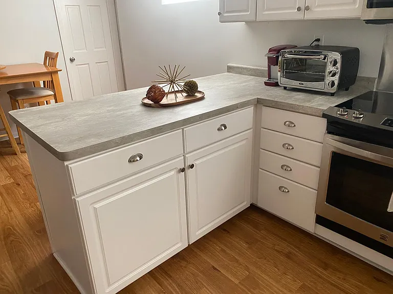 Breakfast bar