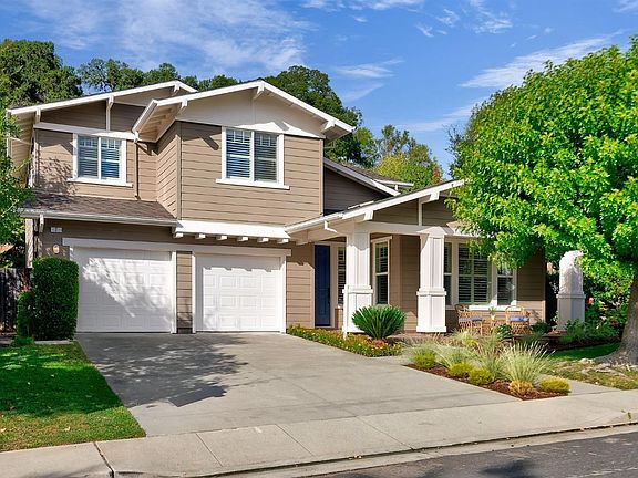 3rd image of 7 Rowe Ranch Way
