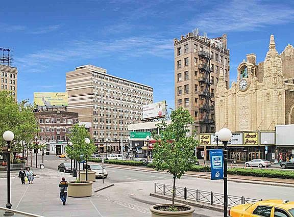 3rd image of 3035 Kennedy Blvd #3