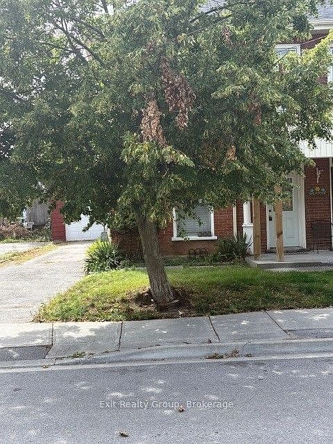 1st image of 92 Cedar St