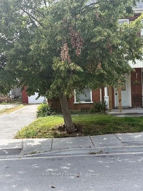 92 Cedar St