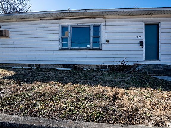 2nd image of 1500 W Adams St