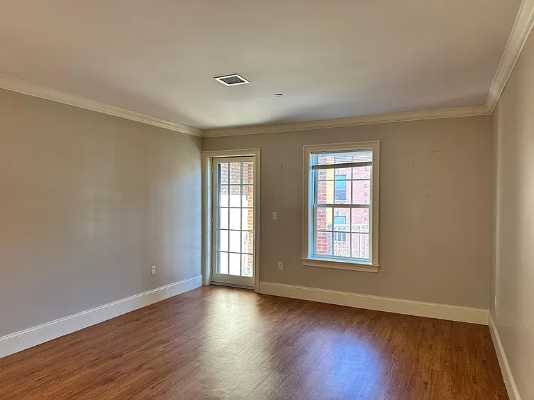 286 Main St #201 — Photo 7