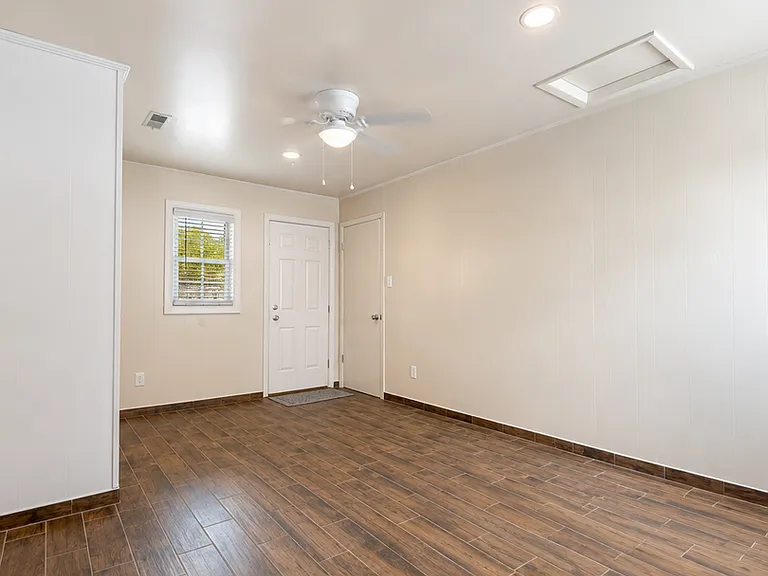 113 Whitney Ave NE — Photo 22