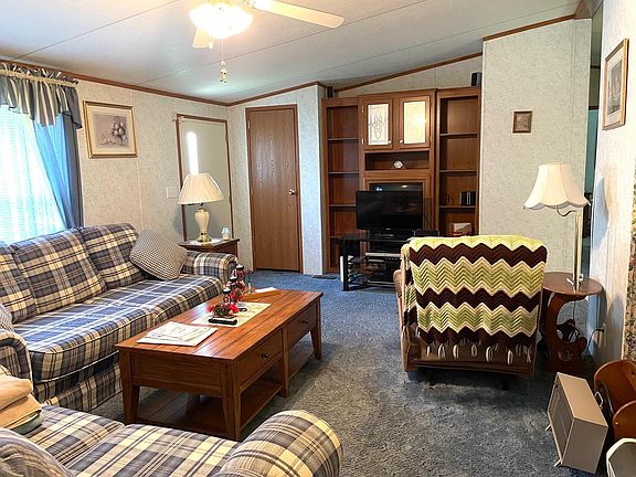3rd image of 10610 Ashville Pike #6