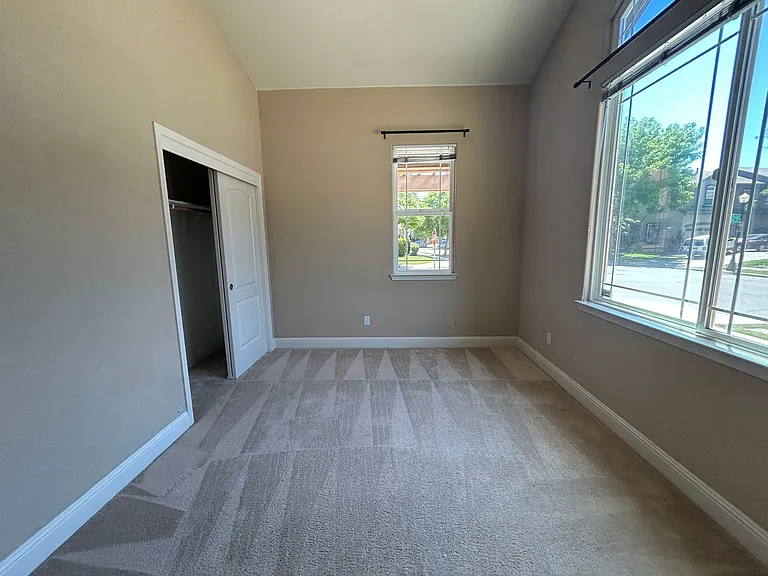 685 Stetson Dr — Photo 31