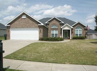 204 Stablegate Ln, Bonaire, GA 31005