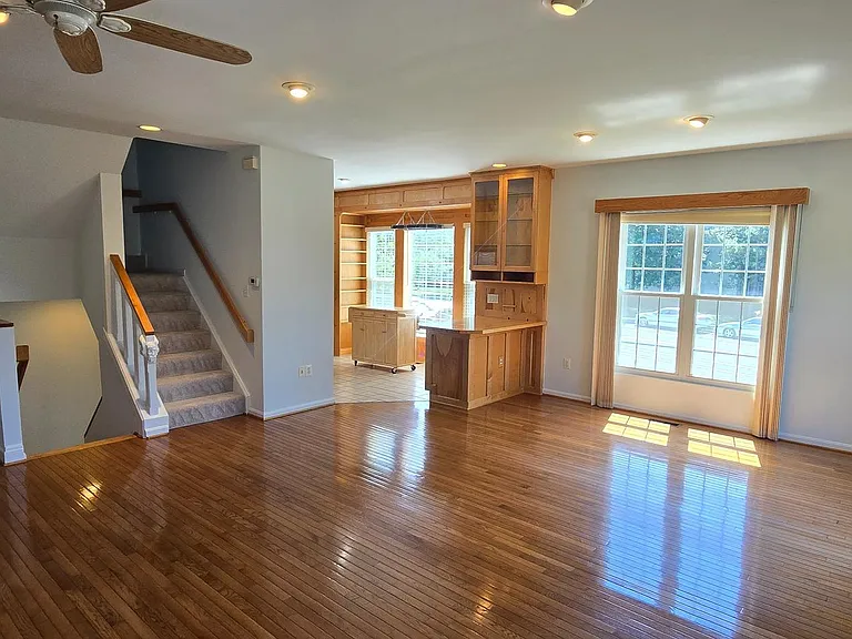 2545 Logan Wood Dr — Photo 8