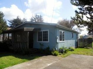 2056 Park Rd, McKinleyville, CA 95519