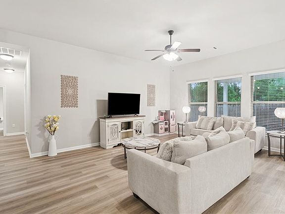 5th image of 20700 Stone House Rd