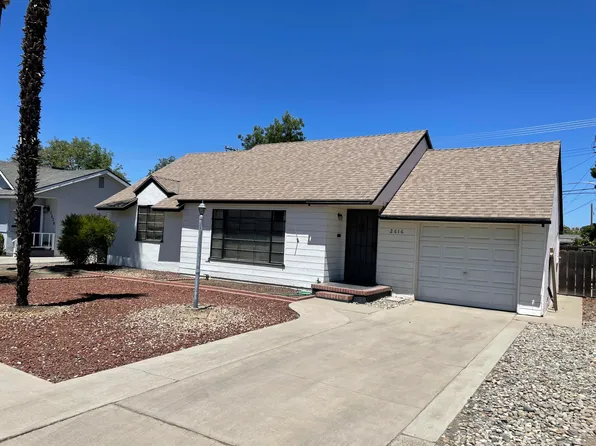 2616 W Iris Avenue, Visalia, CA 93277