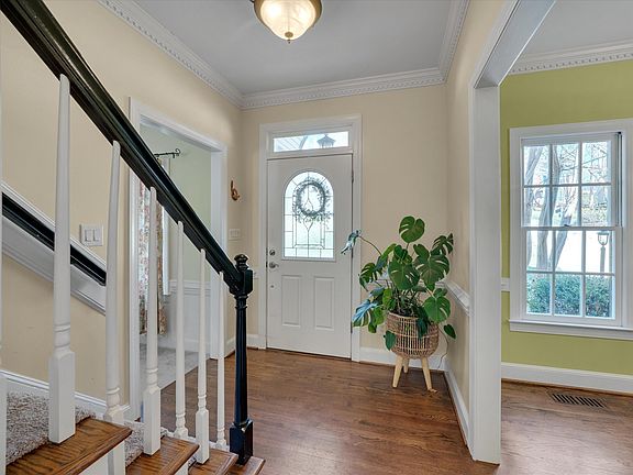 4th image of 4117 Worley Dr