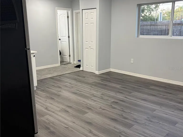 500 Montana Ave — Photo 16
