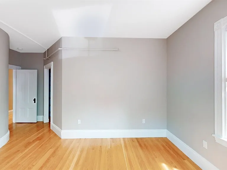 50 Beacon St #1 — Photo 9