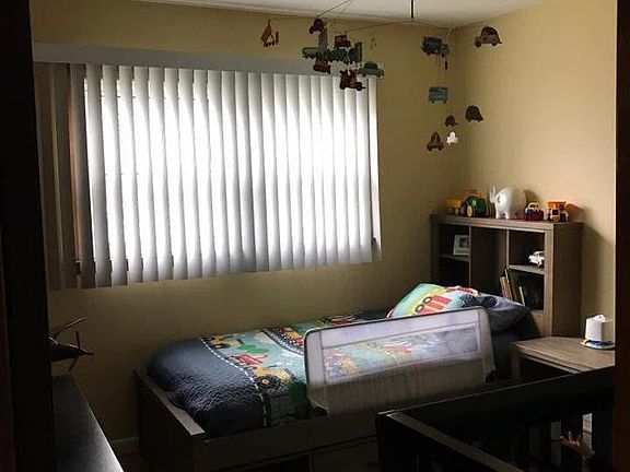 4th image of 8010 Wicker Park Dr