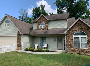 109 1/2 N Ridge Rd, Beckley, WV 25801