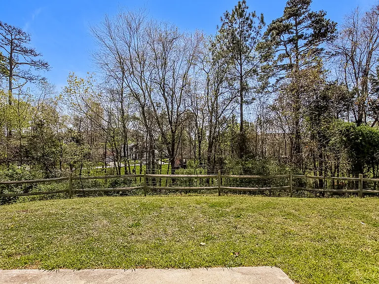 8534 Appledale Dr — Photo 17
