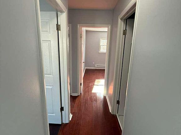 3rd image of 38 Noble Rd