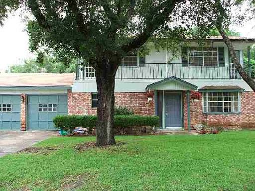 1st image of 13110 LARKYORKE DR