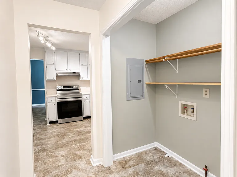 157 Davidson Dr — Photo 19
