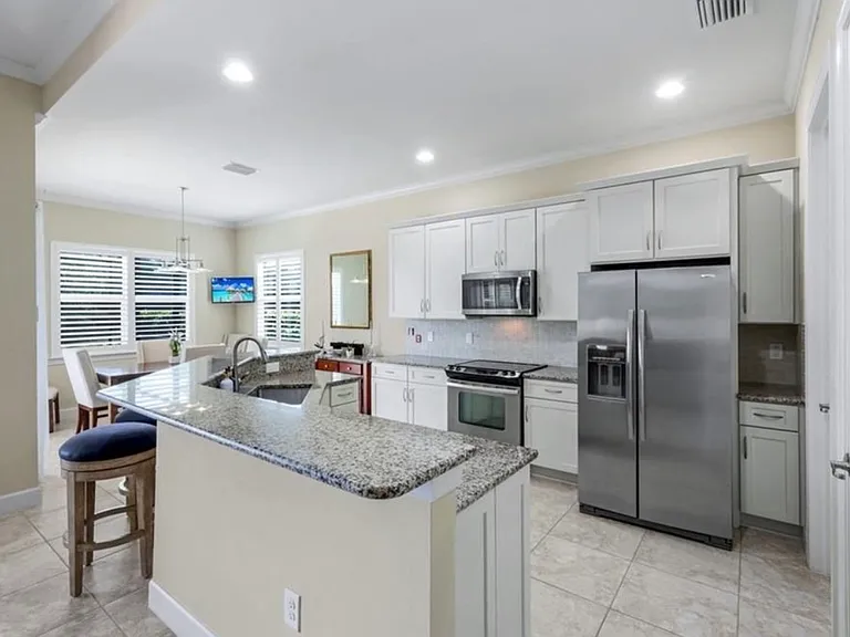 9102 Limestone Ln — Photo 6