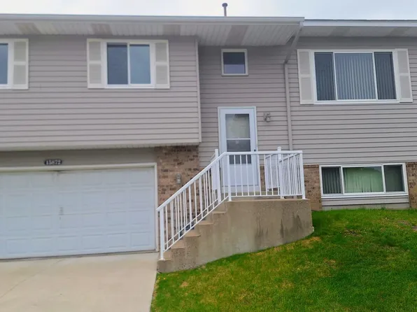 15872 Granada Ave, Apple Valley, MN 55124